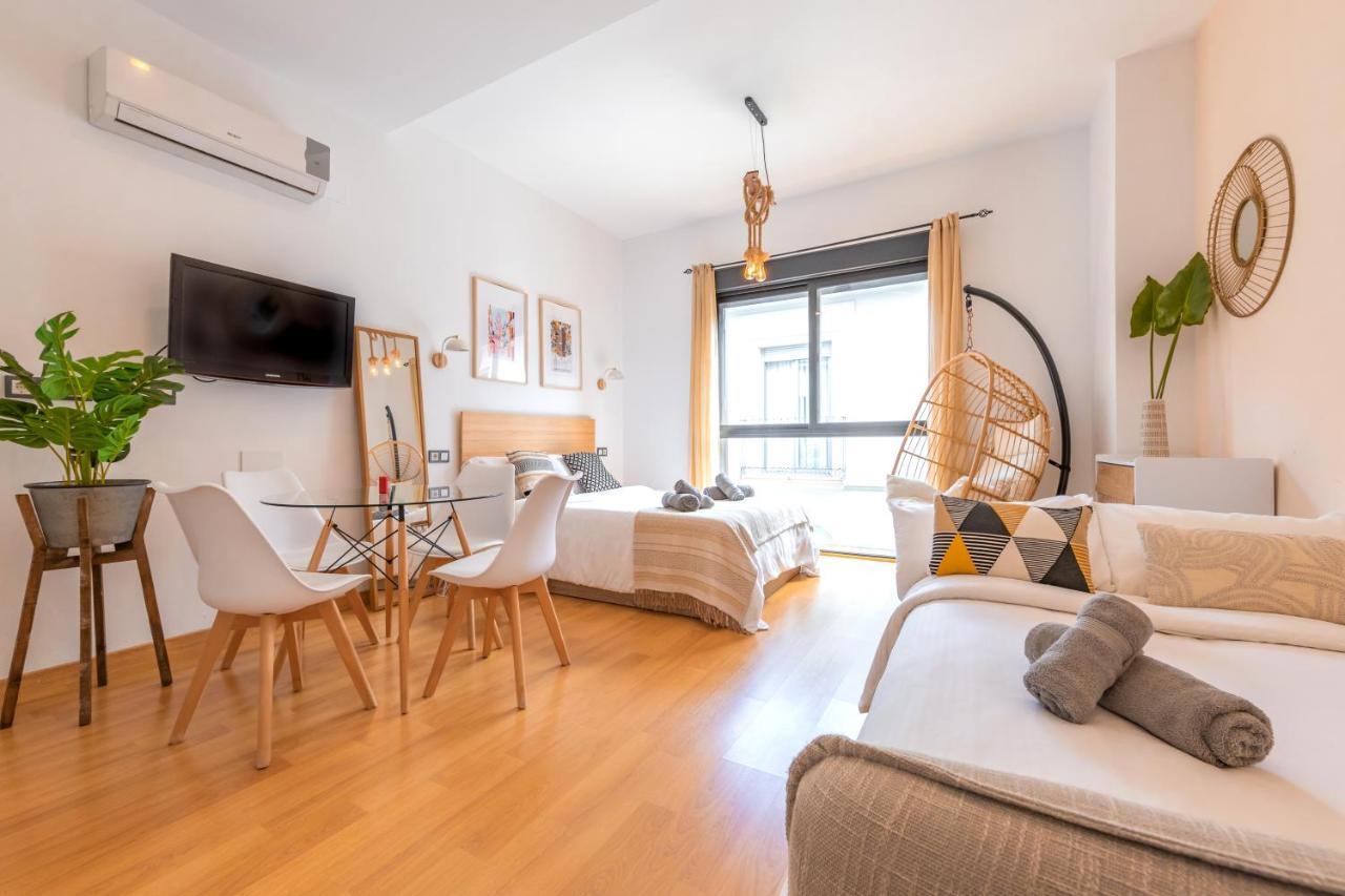 Romantic Studio In The Center By Rems Malaga Exterior photo